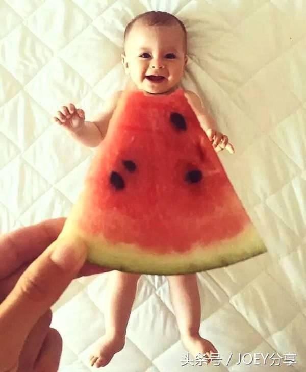 不穿衣服“穿”西瓜!“西瓜裙”风靡媒体，这下可凉快了