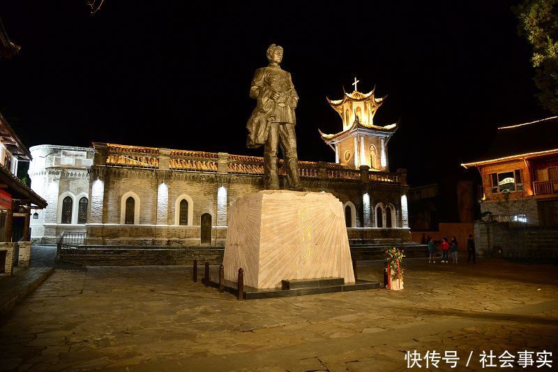 四川甘孜红军长征走过的地方磨西镇