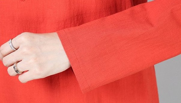 别看婆婆52岁，眼光却贼好!新买的棉麻装+阔腿裤，人人夸她美