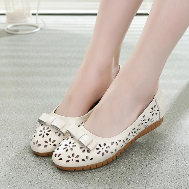 高跟鞋累脚，老婆天生爱穿这些“懒人鞋”，舒适透气，还不累脚