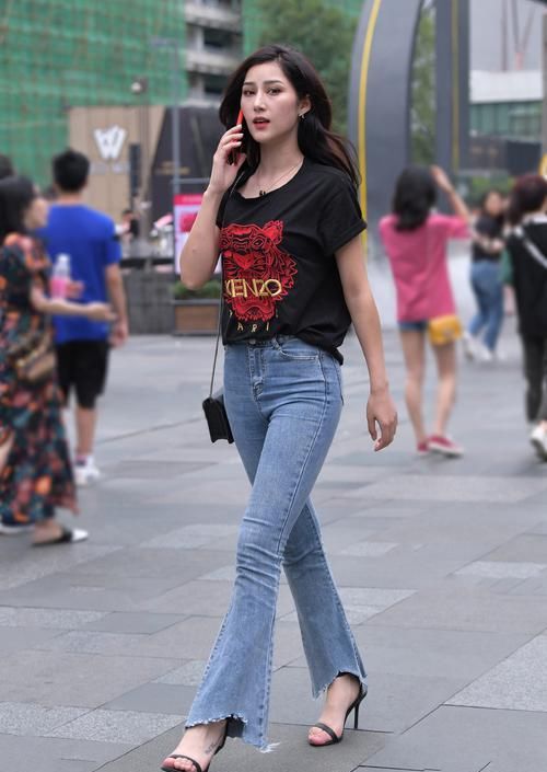  『时尚女生们』时尚个性的穿搭帮你塑造靓丽外形，让人百看不厌