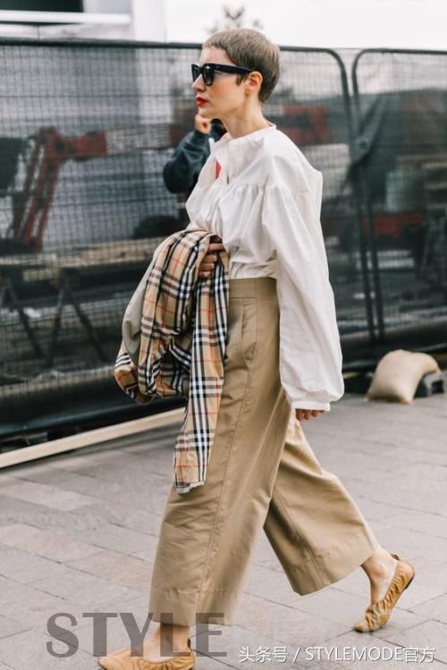 是时候用卡其色的仪式感来迎接秋天了！