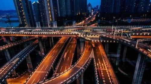  中国@中国最“烧脑”的大桥，导航一听就“死机”前方重庆，导航