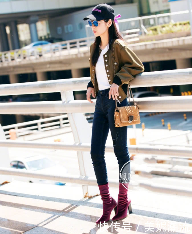 张碧晨瘦得过分，穿这么小的牛仔裤都不贴身，网友：这腿我服了！