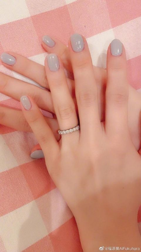 『美甲』太甜蜜!福原爱晒老公为自己做的美甲