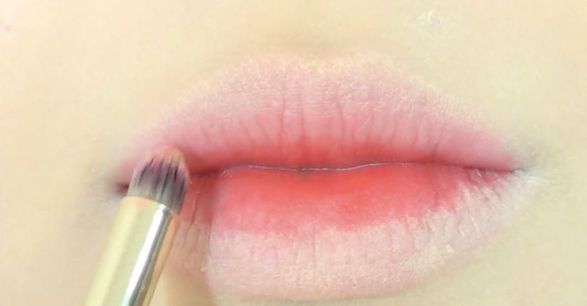 佘诗曼的玫瑰妆秦岚的包围眼线,《延禧攻略》简直是在演“美妆皇