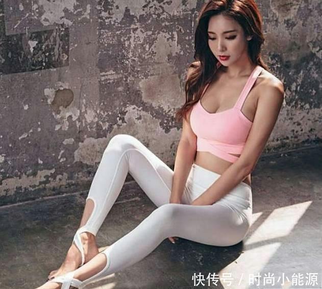 打底裤是性感的最佳打开方式，展现迷人曲线，凸显好身材！