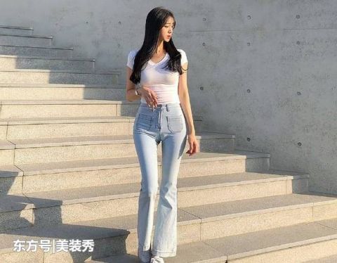 『 牛仔裤美女』展现青春色彩！，甜蜜动人的牛仔裤美女