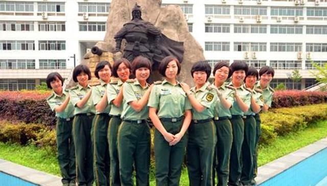  【女生】女生要通过高考进入军校就读，难度颇大，请慎重考虑