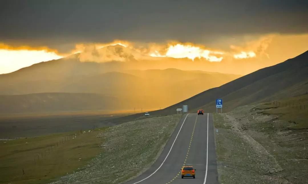 这条用时5天的自驾路线，你能从夏末一直看到初秋