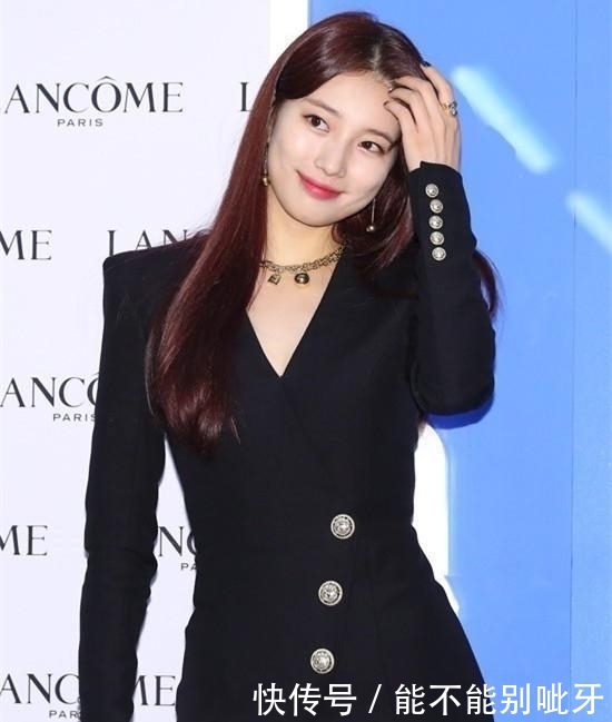 林允儿■同款西装裙造型,美得各有风格!,24岁裴秀智和29岁林允儿