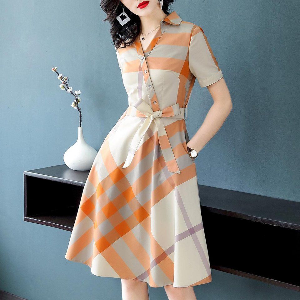 70后穿一步裙+尖头鞋，超级美嫩，太有女人味，可以把旗袍扔了