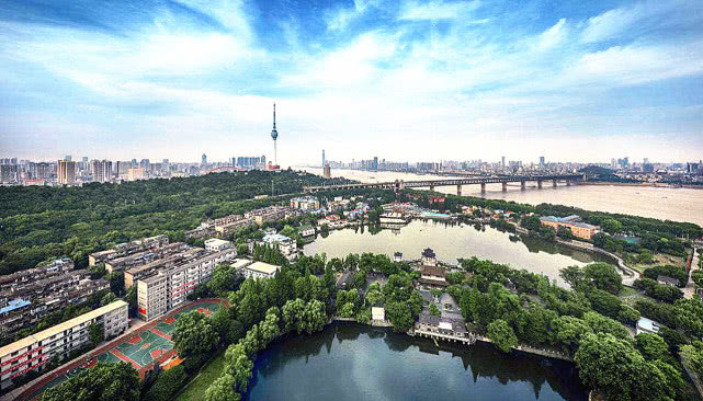 中国发展“迅速”的省会，经济位列中部省会第一，成功跻身新一线