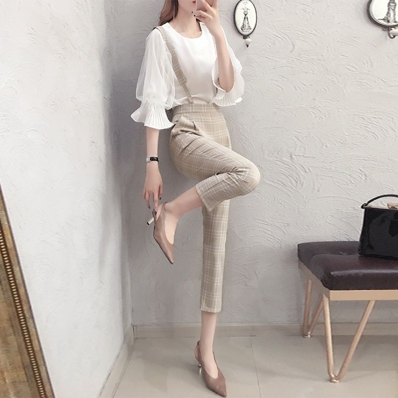 早秋套装火爆来袭，想买的心挡都挡不住，清新靓丽，艳压群芳