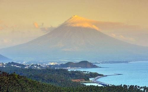 菲律宾塔尔火山距离马尼拉