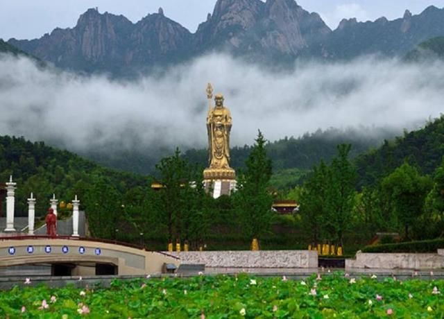 四大佛教名山，普陀山和峨眉山上榜