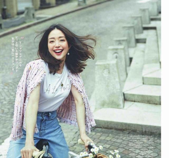 【气质】牛仔裤搭配花样多，最显气质的就是日系风格了，够新潮