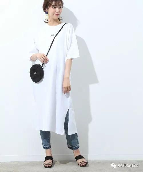 让洋装跟裤子的日系搭配取得视觉平衡，夏季女生时尚穿搭术介绍