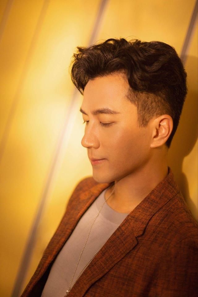 看刘恺威先森的穿搭，就问你们有么有，想要剁手滴