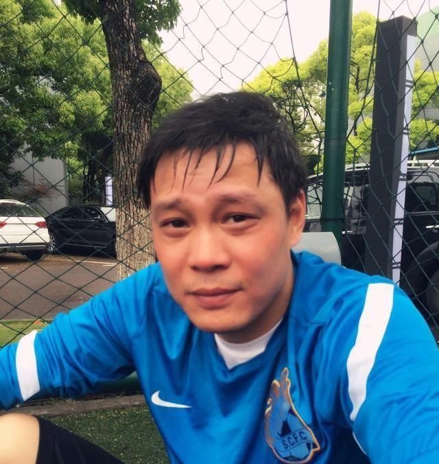  前国@前国足队长范志毅巅峰期什么水平？英超豪门争抢
