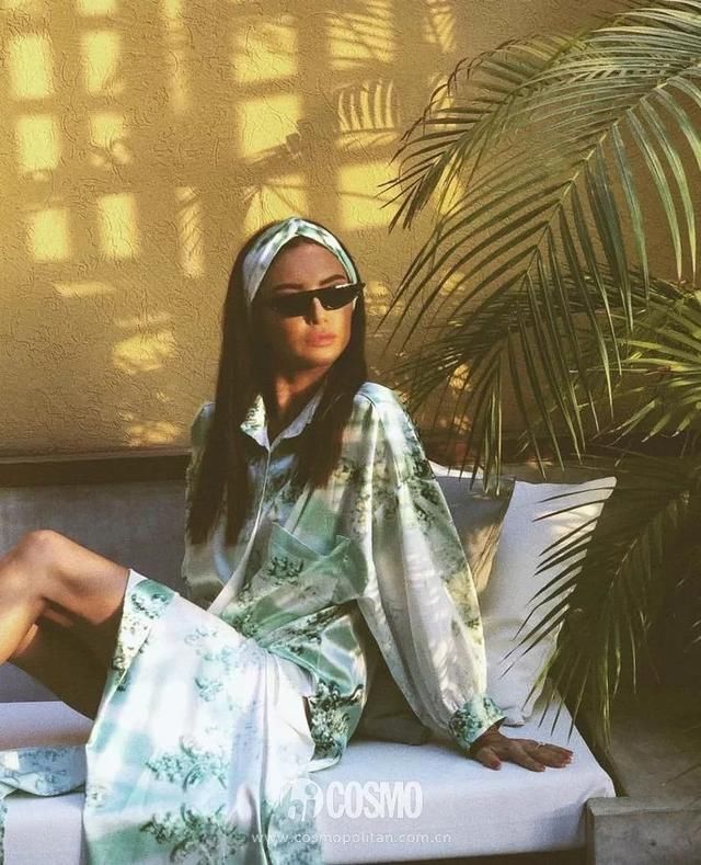 郑素敏这条小绿裙是下一个爆款没错了