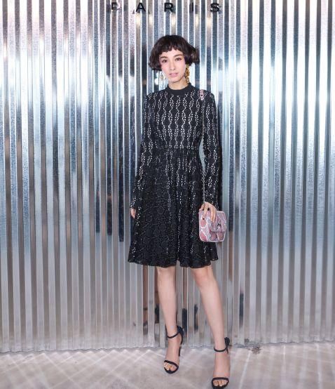 佘诗曼剪“二次元刘海”美成洋娃娃，吴昕却一刀回到解放前!