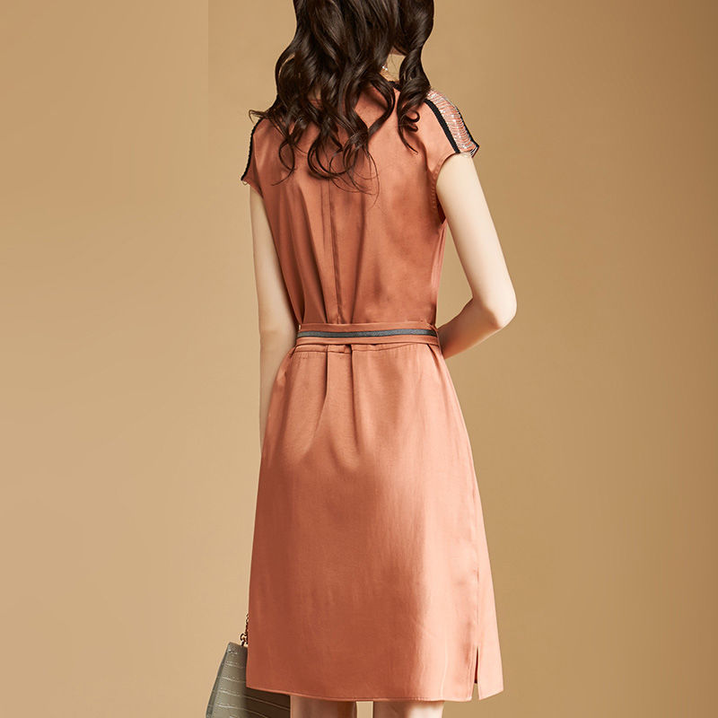 裙子不用太多，比别人好看就行!高级素雅裙，男人看了都怦然心动