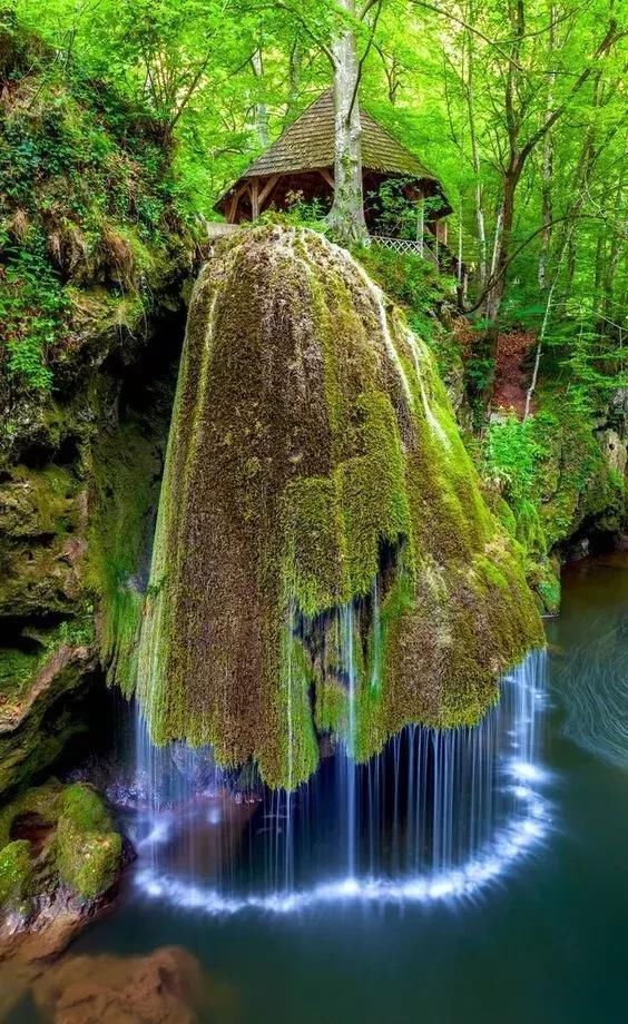 太壮观！这一辈子见一次值了！轰动世界！