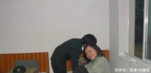罕见照片真实的中国女兵在宿舍私生活照,最后