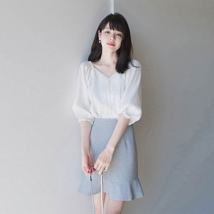 衣服不要穿的满街都有!7月流行的套装，让你名媛范十足