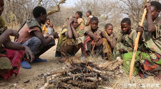 为何非洲人渴死也不挖井，饿死也不种地？老外：真该学学中国人