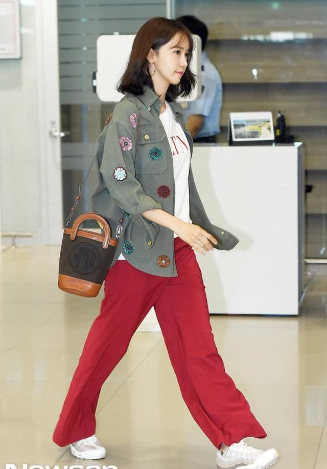 杨幂、林允儿、朴敏英，中韩女星连环撞衫，谁丑谁尴尬？