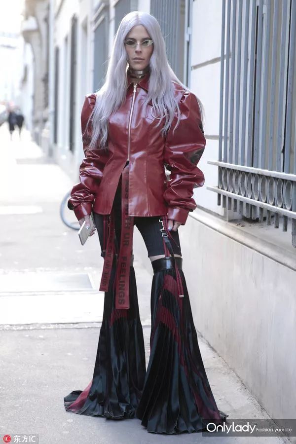 你距离时髦精可能就差一副超窄墨镜了