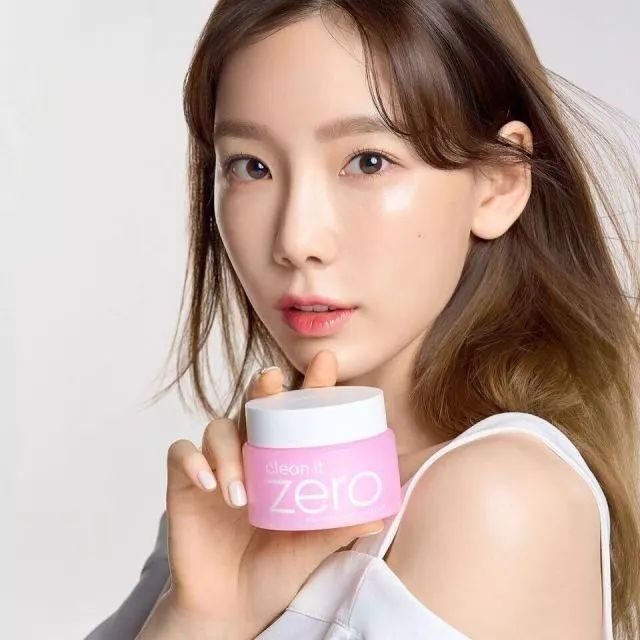 淡妆浓妆这样卸，闷痘，粉刺全没了，脸上毛孔小到看不见