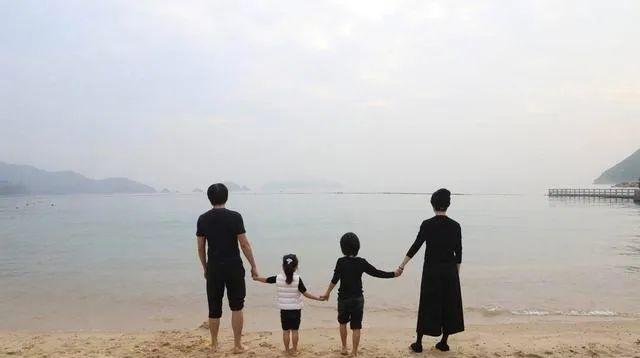  [相互]协议离婚是假的！这么恩爱慕了