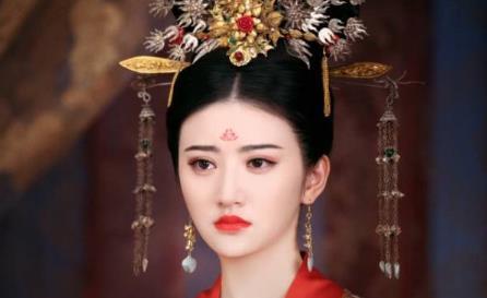  『躲不了』七位身穿红衣的古装美人，躲过了扶摇，躲过了花千骨，却躲不了她