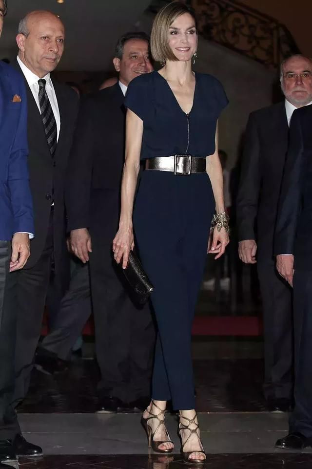 同样是买买买，为什么她们能穿出质感？