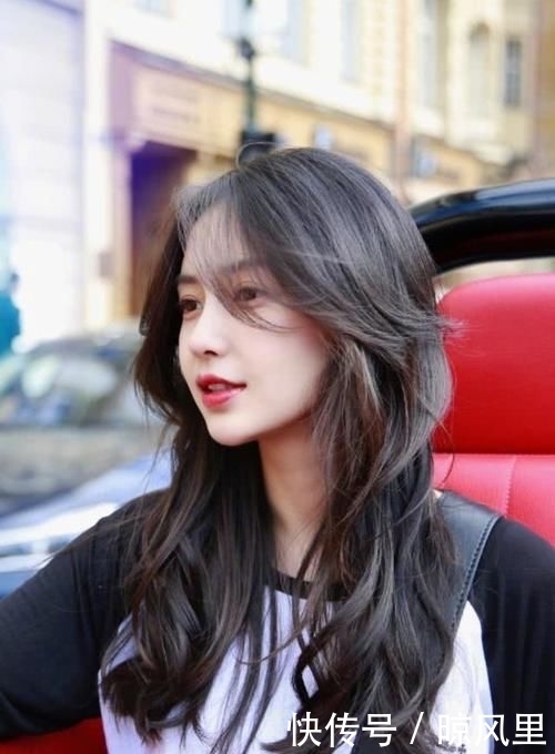  『奔四』奔三奔四的女人，最好少留这3种显老发型，多尝试另外3种减龄款