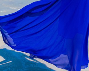 原来沙滩裙很迷人，扔掉比基尼吧，回头率不是一般的高