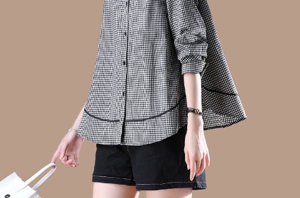 138斤矮个老婆胖归胖，但她会打扮，娃娃衫+短裤，高挑嫩瘦美