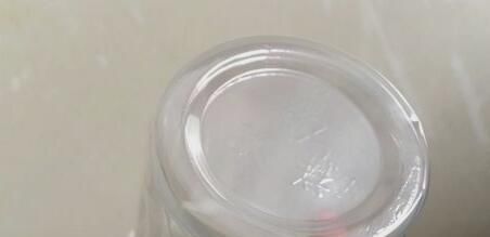  [花草]用废弃的篮子、饼干盒、空油壶，种花特别赞，一阳台都是花草！