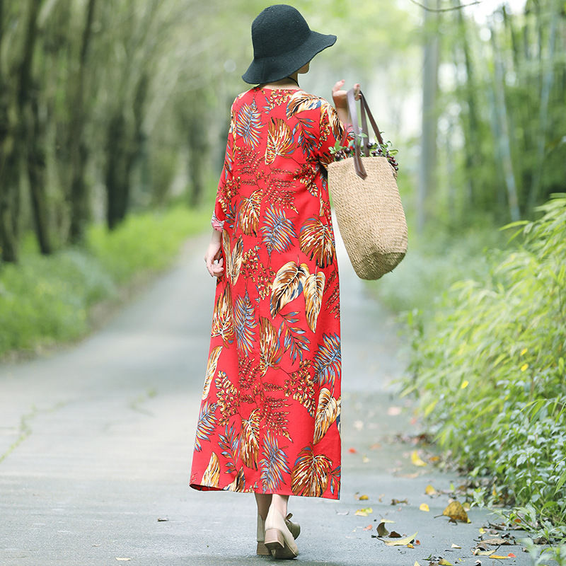 入秋早晚冷，短袖就别穿了!瞧这“秋装裙”，洋气显瘦人人夸