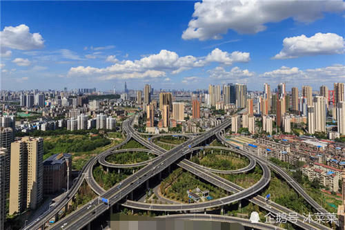  势头|广西又一座城市正在崛起，超越梧州、百色、钦州，势头简直