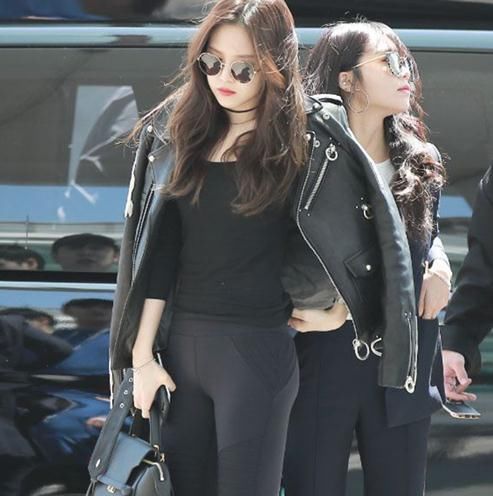 打底裤美女穿出丽人气质，瞬间展现女神身材！