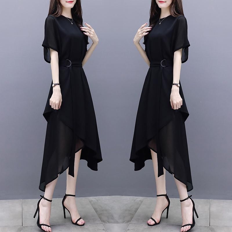 有一种裙叫:初恋裙，让你找回初恋般的感觉，配上高跟鞋，美爆了