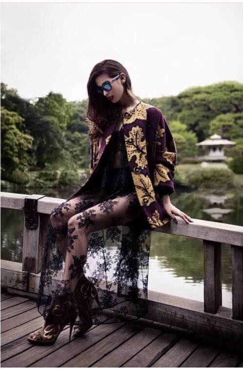 没有大胸一样魅惑人心让你目不转晴的模特小姐姐真的不心动么