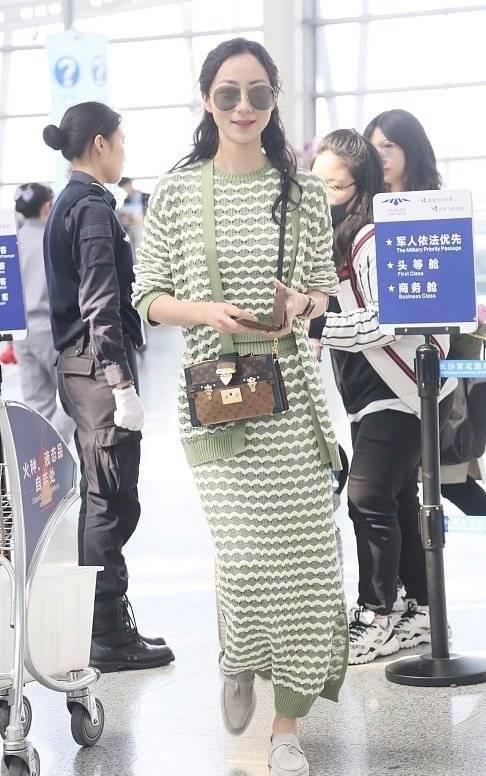 「拉塔科夫斯」针织衫套装在这个季节,真不是一般的爱呀!
