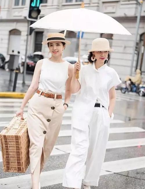 微博上又火了一对母女，简直就是一对姐妹花！