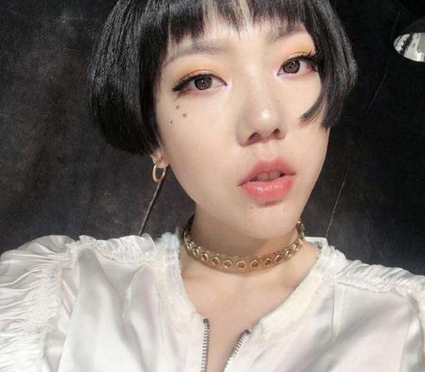 二次元刘海哪家强？吴莫愁雷人，张俪变土，看到最后一个我笑了