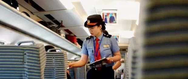 火车上明明很多空座，为什么买票时却显示无座？列车员说出实情